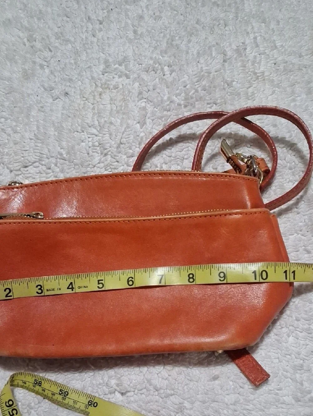 Women's Leather Crossbody Bag in Burnt Orange